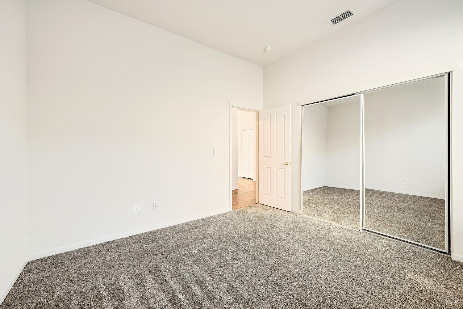 Detail Gallery Image 27 of 33 For 1651 Little Rock Cir, Suisun City,  CA 94585 - 3 Beds | 2 Baths