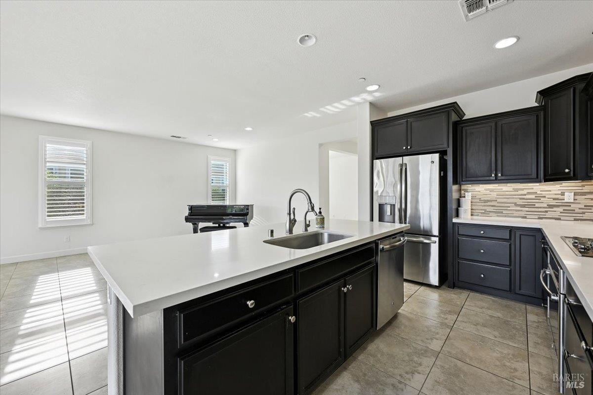 Detail Gallery Image 15 of 54 For 236 Shearwater Dr, Rio Vista,  CA 94571 - 2 Beds | 2 Baths