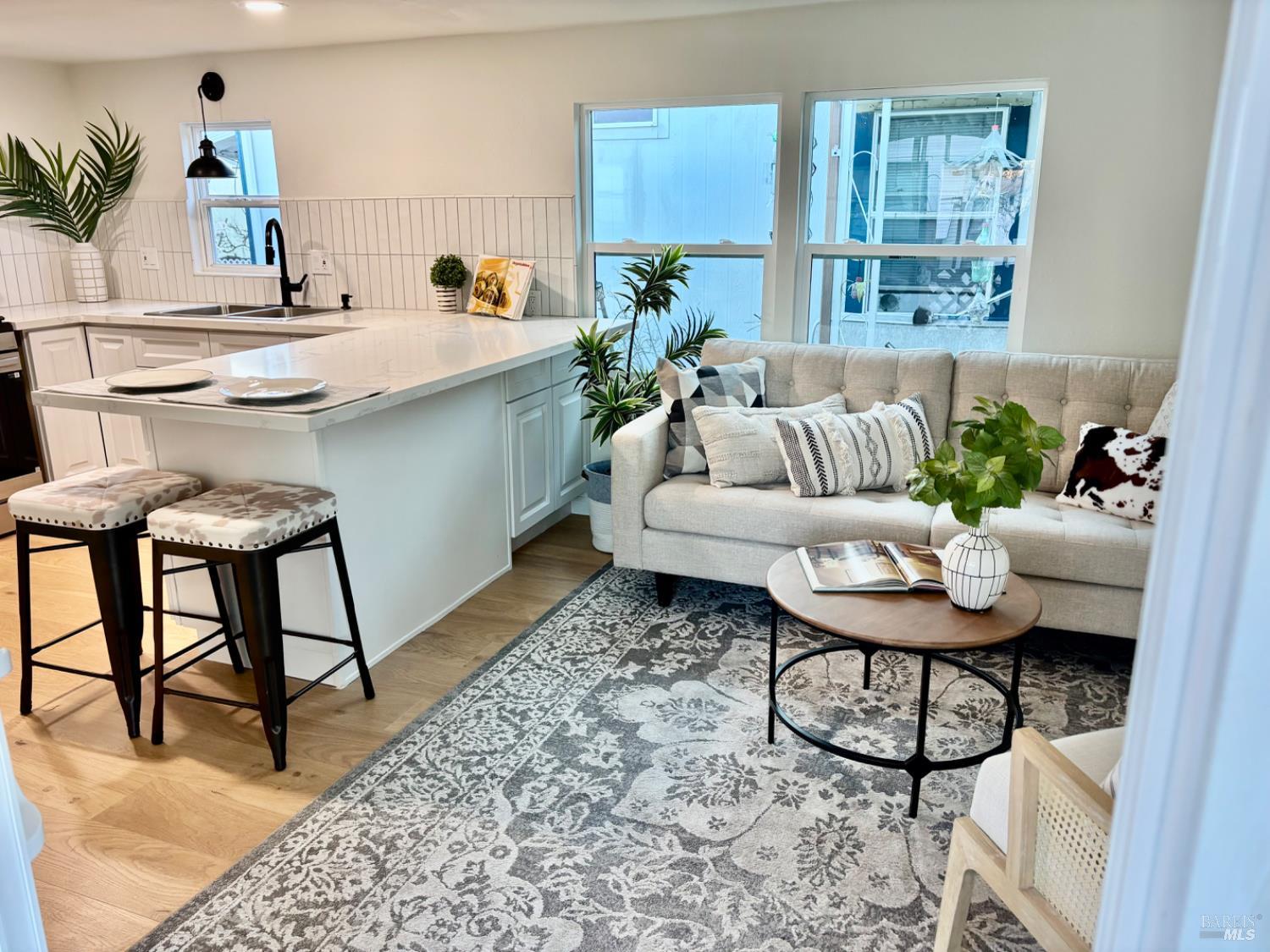 Detail Gallery Image 6 of 28 For 700 Shady Glen Rd 24, Vacaville,  CA 95688 - 2 Beds | 1 Baths