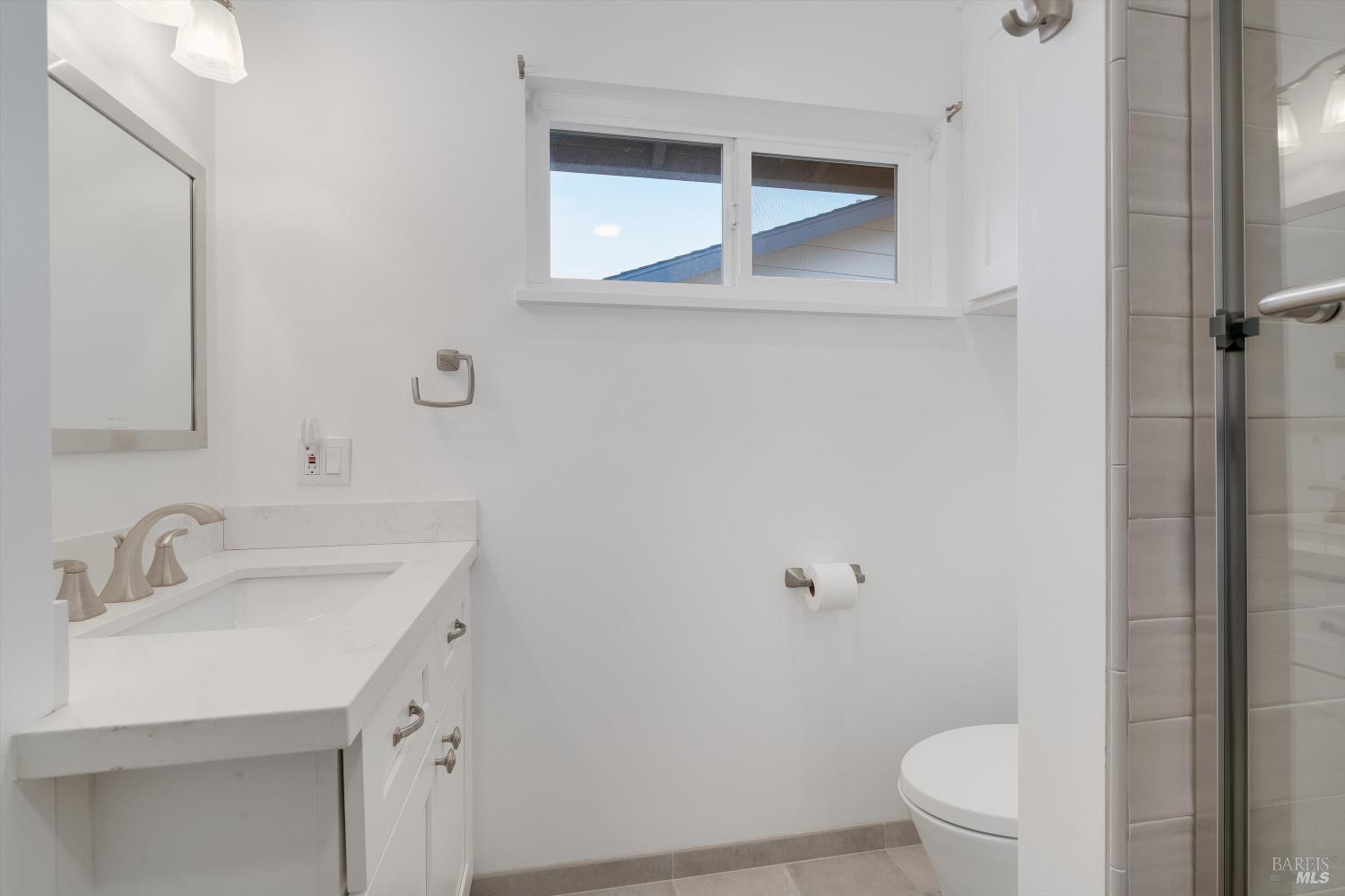 Detail Gallery Image 24 of 35 For 5330 Marit Dr, Santa Rosa,  CA 95409 - 3 Beds | 2/1 Baths