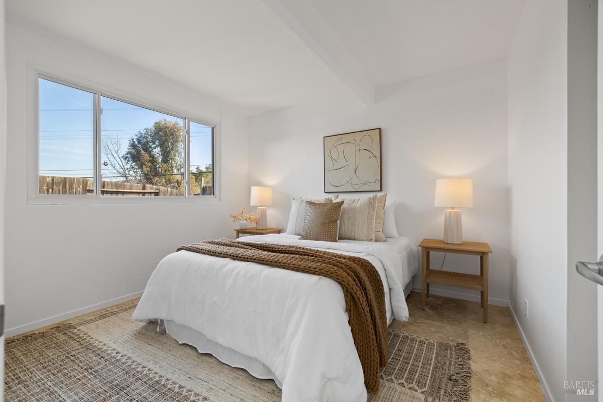 Detail Gallery Image 20 of 31 For 451 Nova Albion Way, San Rafael,  CA 94903 - 4 Beds | 2 Baths