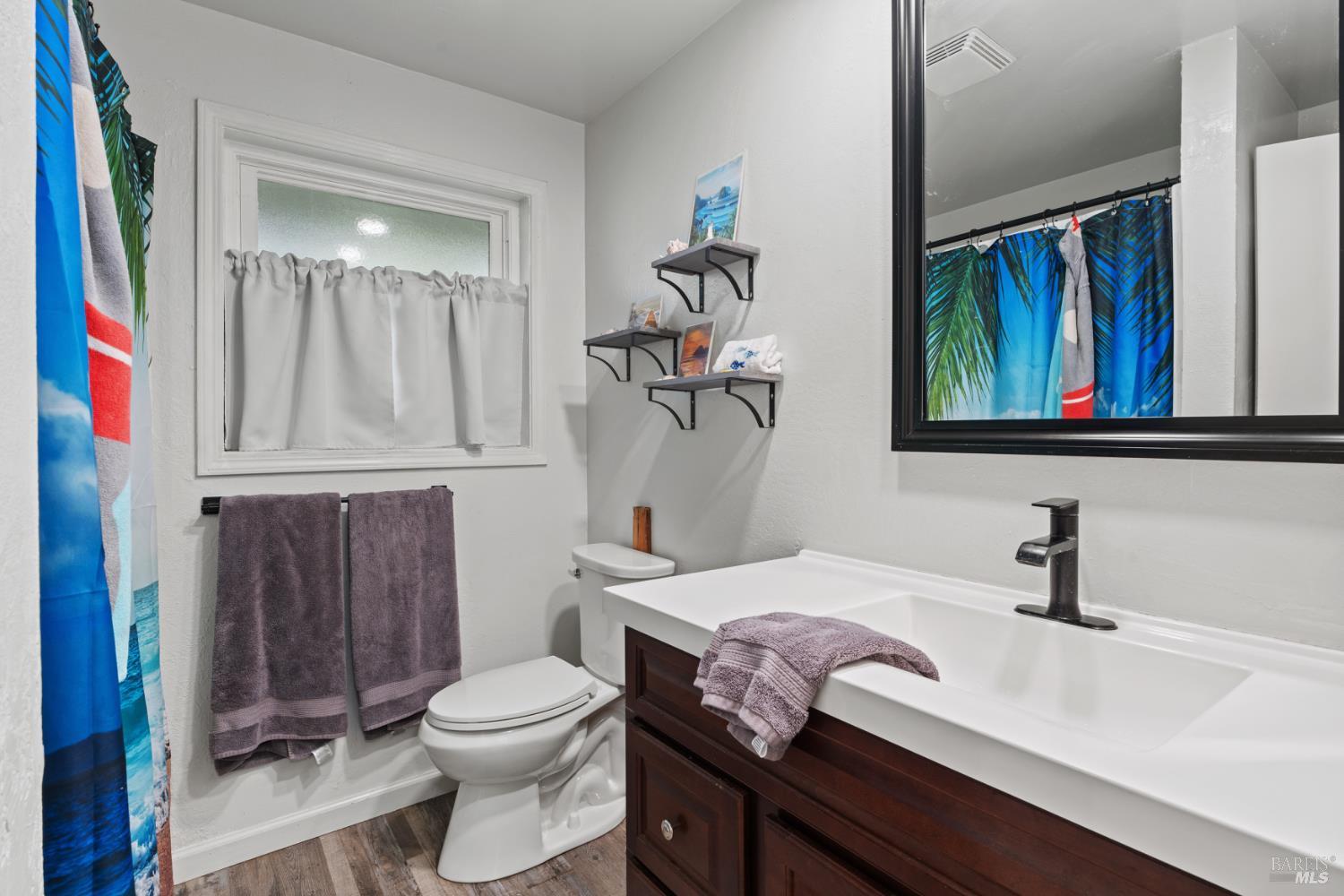 Detail Gallery Image 9 of 22 For 28060 Poppy Dr, Willits,  CA 95490 - 2 Beds | 1 Baths