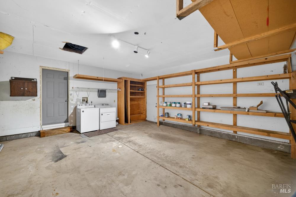 Detail Gallery Image 24 of 53 For 1355 W F St, Dixon,  CA 95620 - 4 Beds | 2/1 Baths