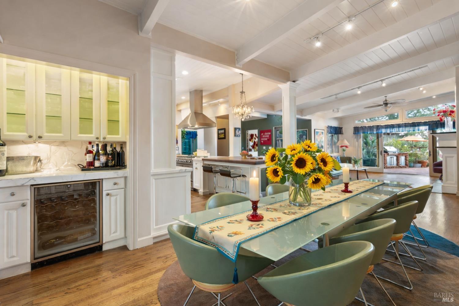 Detail Gallery Image 18 of 60 For 223 Evergreen Dr, Kentfield,  CA 94904 - 5 Beds | 4 Baths