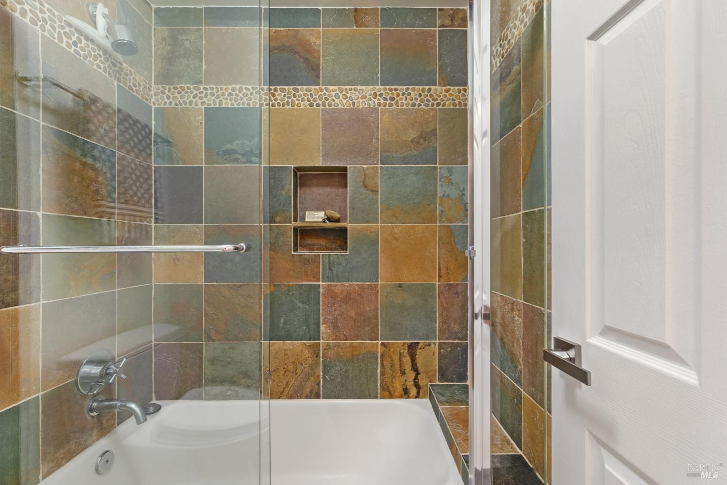Detail Gallery Image 18 of 28 For 1106 Shelter Bay Ave, Mill Valley,  CA 94941 - 2 Beds | 2 Baths
