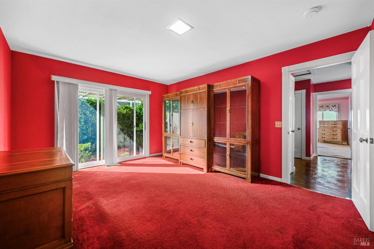 Detail Gallery Image 28 of 51 For 102 Cloud View Rd, Sausalito,  CA 94965 - 2 Beds | 1 Baths