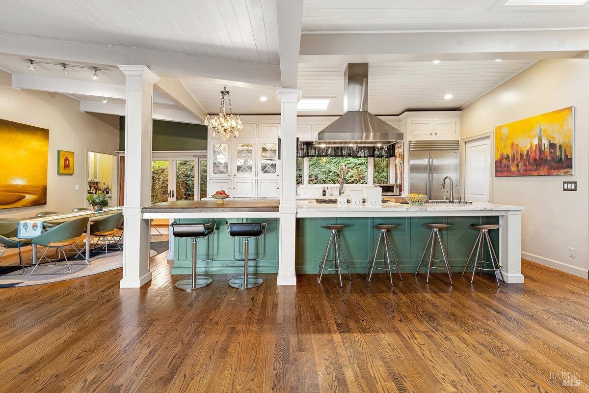 Detail Gallery Image 11 of 60 For 223 Evergreen Dr, Kentfield,  CA 94904 - 5 Beds | 4 Baths