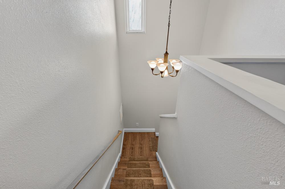 Detail Gallery Image 26 of 53 For 1355 W F St, Dixon,  CA 95620 - 4 Beds | 2/1 Baths