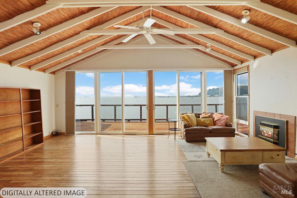 Detail Gallery Image 17 of 57 For 34 Sandy Beach Rd, Vallejo,  CA 94590 - 2 Beds | 2 Baths