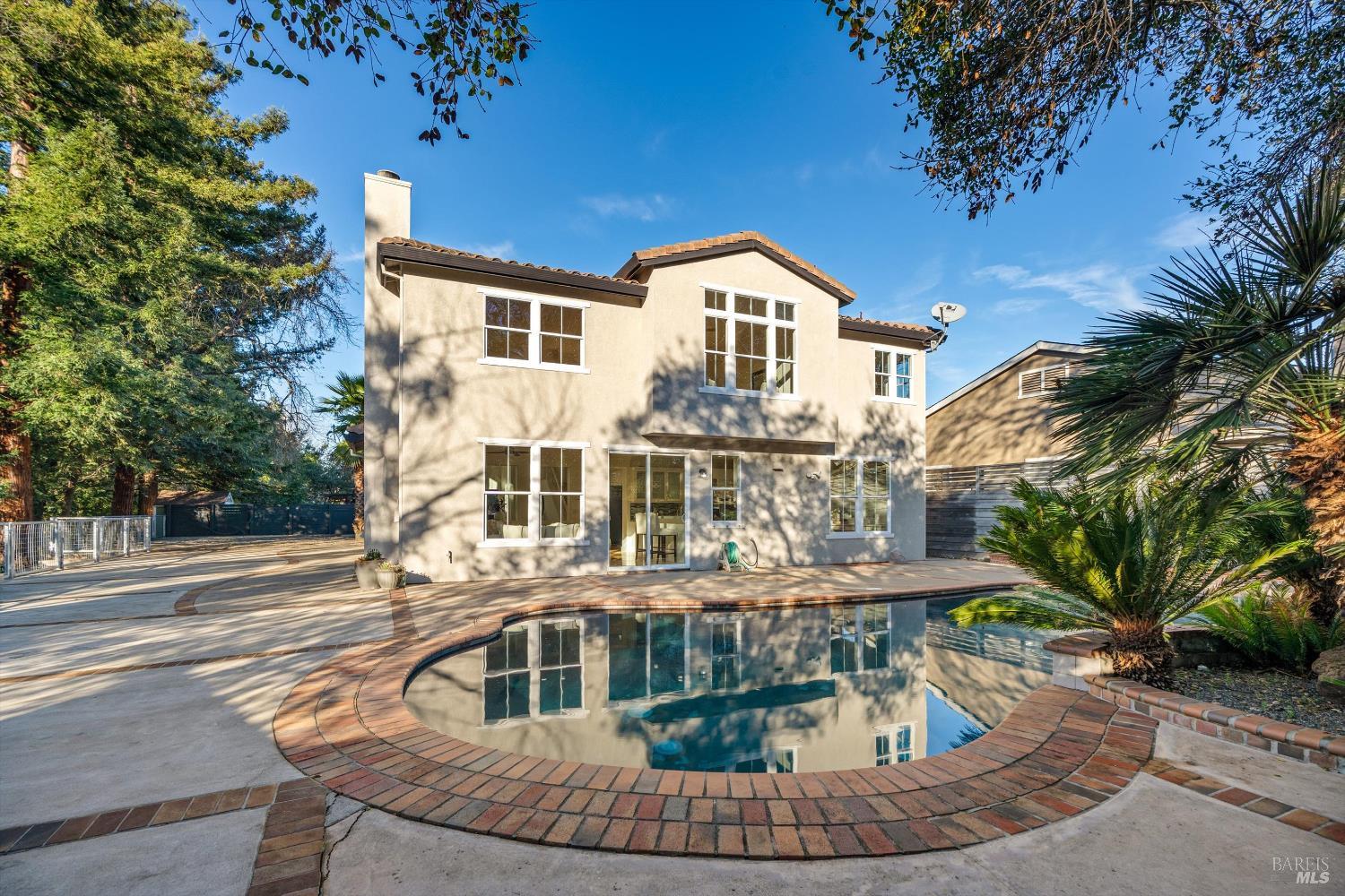 Detail Gallery Image 38 of 49 For 40 Lexington Ct, Napa,  CA 94559 - 3 Beds | 2/1 Baths