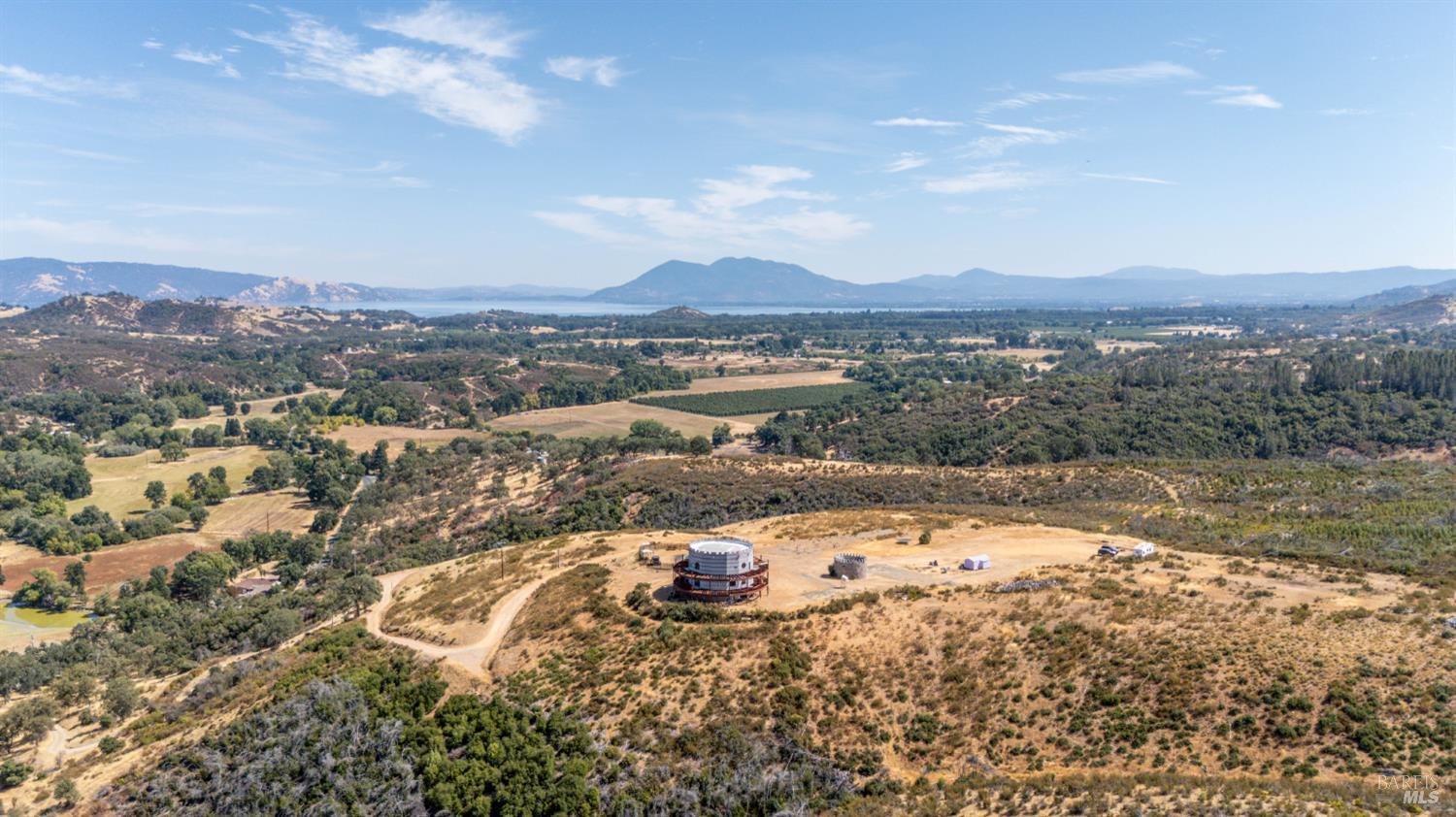 Detail Gallery Image 10 of 18 For 4605 Scotts Valley Rd, Lakeport,  CA 95453 - 3 Beds | 3/1 Baths