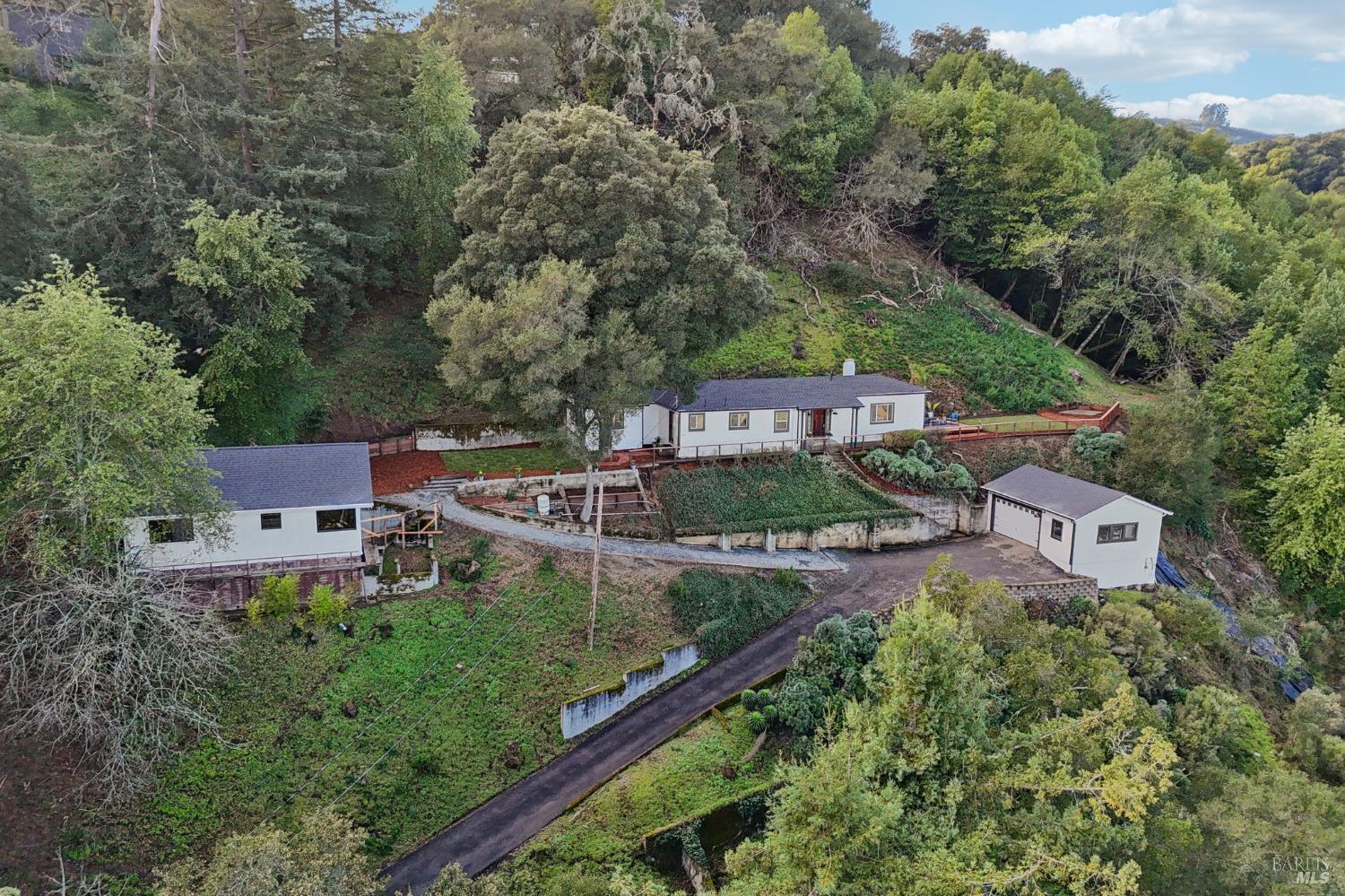 Detail Gallery Image 3 of 69 For 85 La Encinal Unkn, Orinda,  CA 94563 - 2 Beds | 1/1 Baths