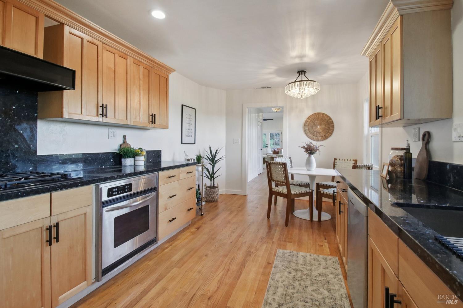 Detail Gallery Image 21 of 69 For 85 La Encinal Unkn, Orinda,  CA 94563 - 2 Beds | 1/1 Baths