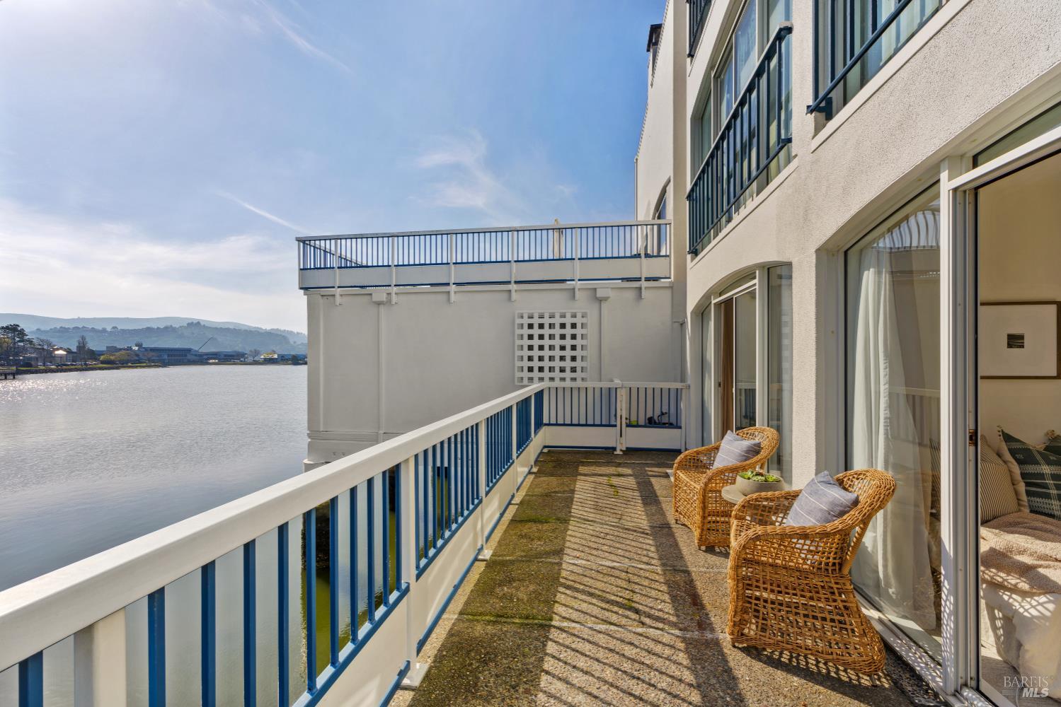 Detail Gallery Image 16 of 28 For 1106 Shelter Bay Ave, Mill Valley,  CA 94941 - 2 Beds | 2 Baths