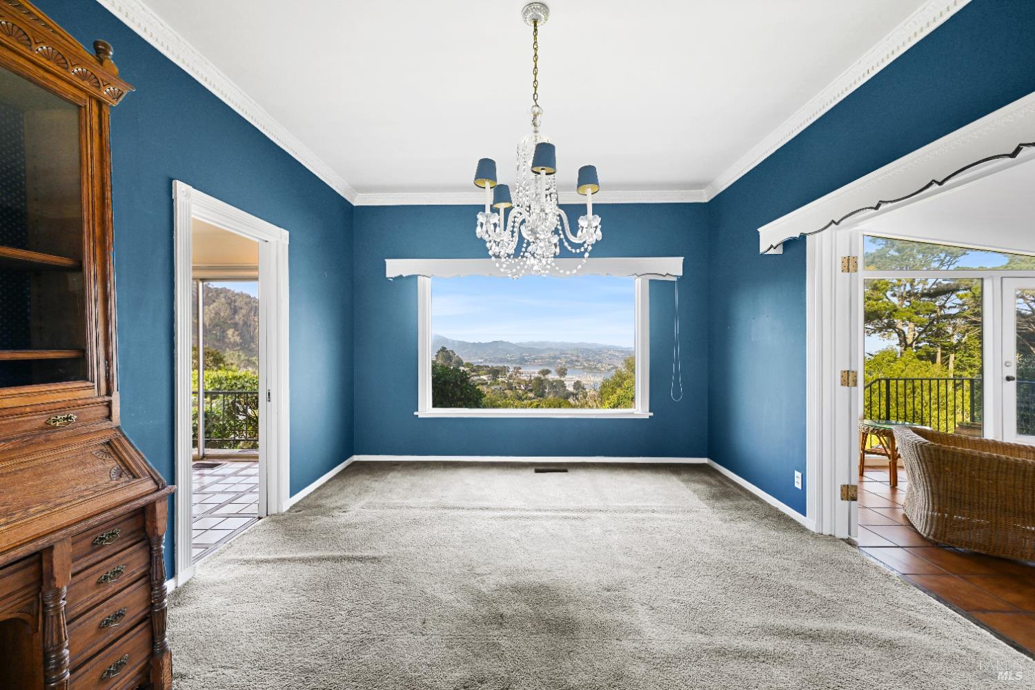 Detail Gallery Image 15 of 51 For 102 Cloud View Rd, Sausalito,  CA 94965 - 2 Beds | 1 Baths