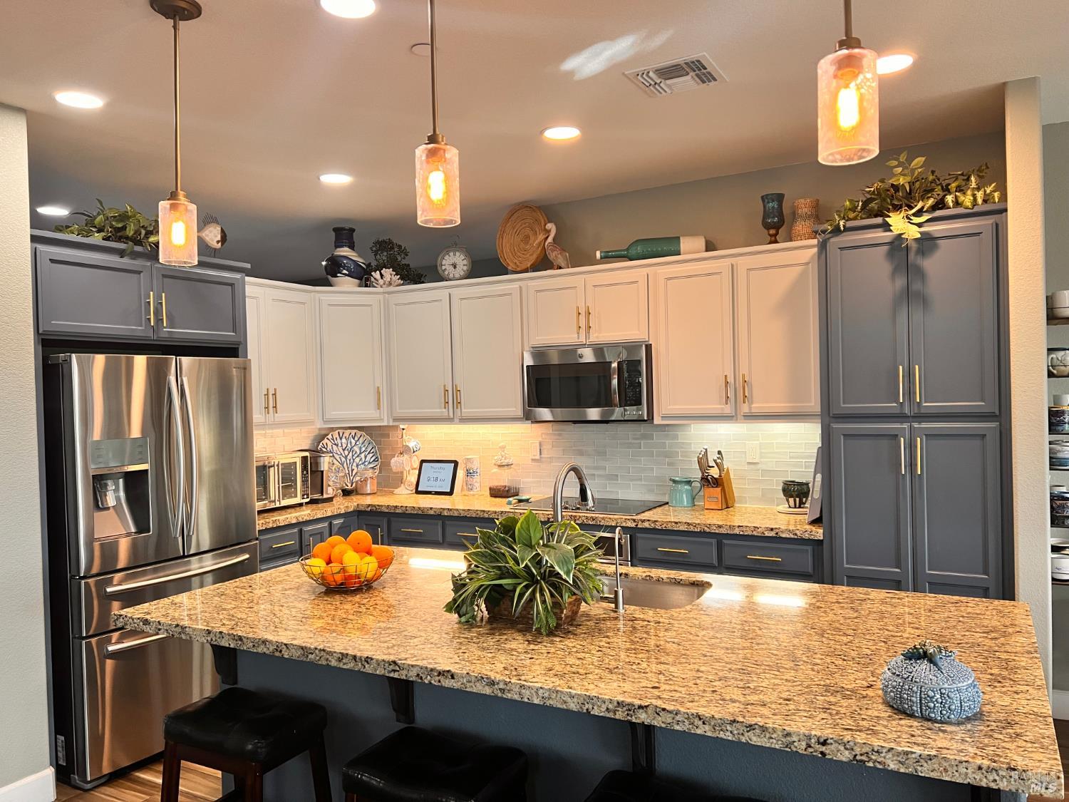 Detail Gallery Image 16 of 52 For 455 Mallards Gulch Dr, Rio Vista,  CA 94571 - 2 Beds | 2/1 Baths