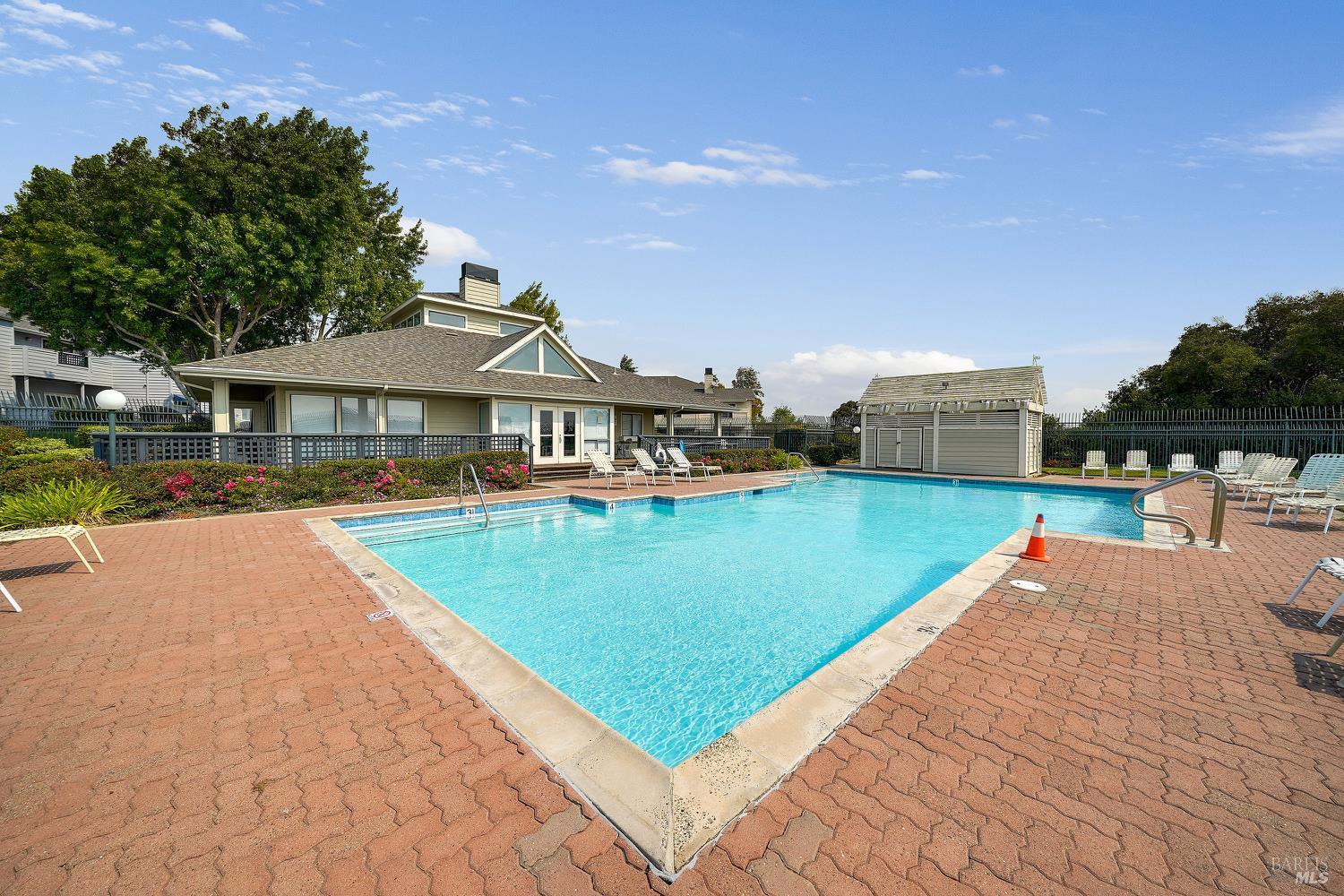 Detail Gallery Image 51 of 57 For 1201 Glen Cove Pkwy #1616,  Vallejo,  CA 94591 - 2 Beds | 2 Baths