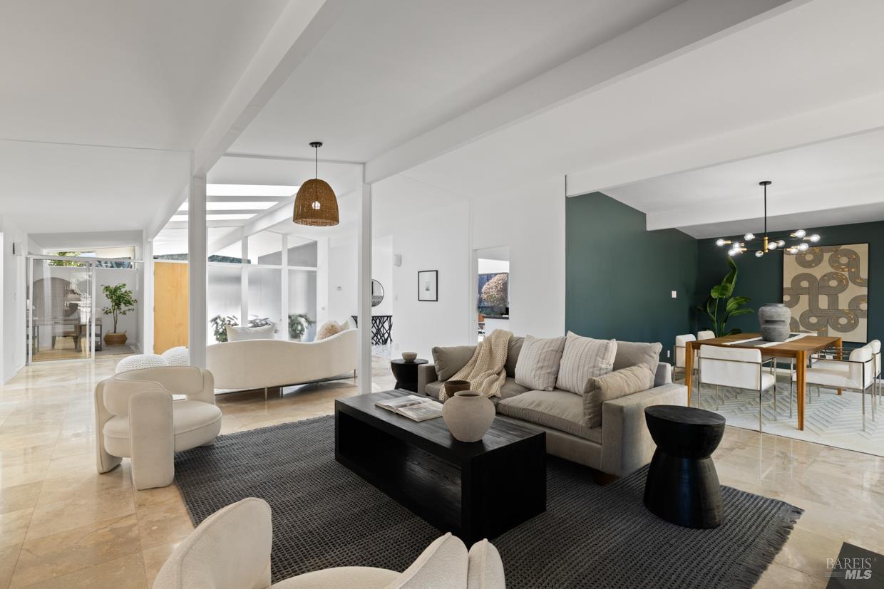 Detail Gallery Image 7 of 31 For 451 Nova Albion Way, San Rafael,  CA 94903 - 4 Beds | 2 Baths