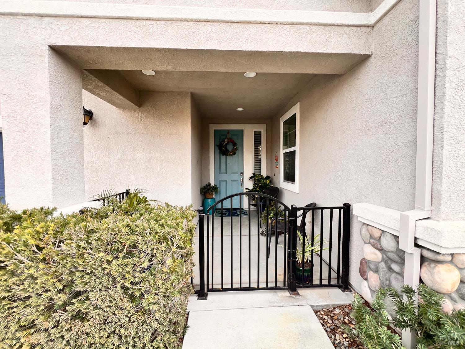 Detail Gallery Image 5 of 52 For 455 Mallards Gulch Dr, Rio Vista,  CA 94571 - 2 Beds | 2/1 Baths