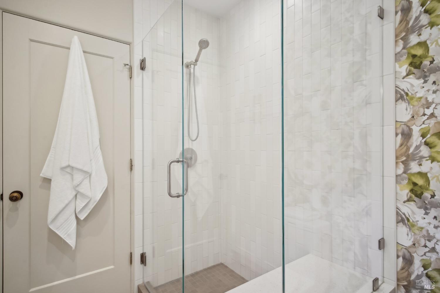 Detail Gallery Image 26 of 50 For 183 France St, Sonoma,  CA 95476 - 4 Beds | 3 Baths