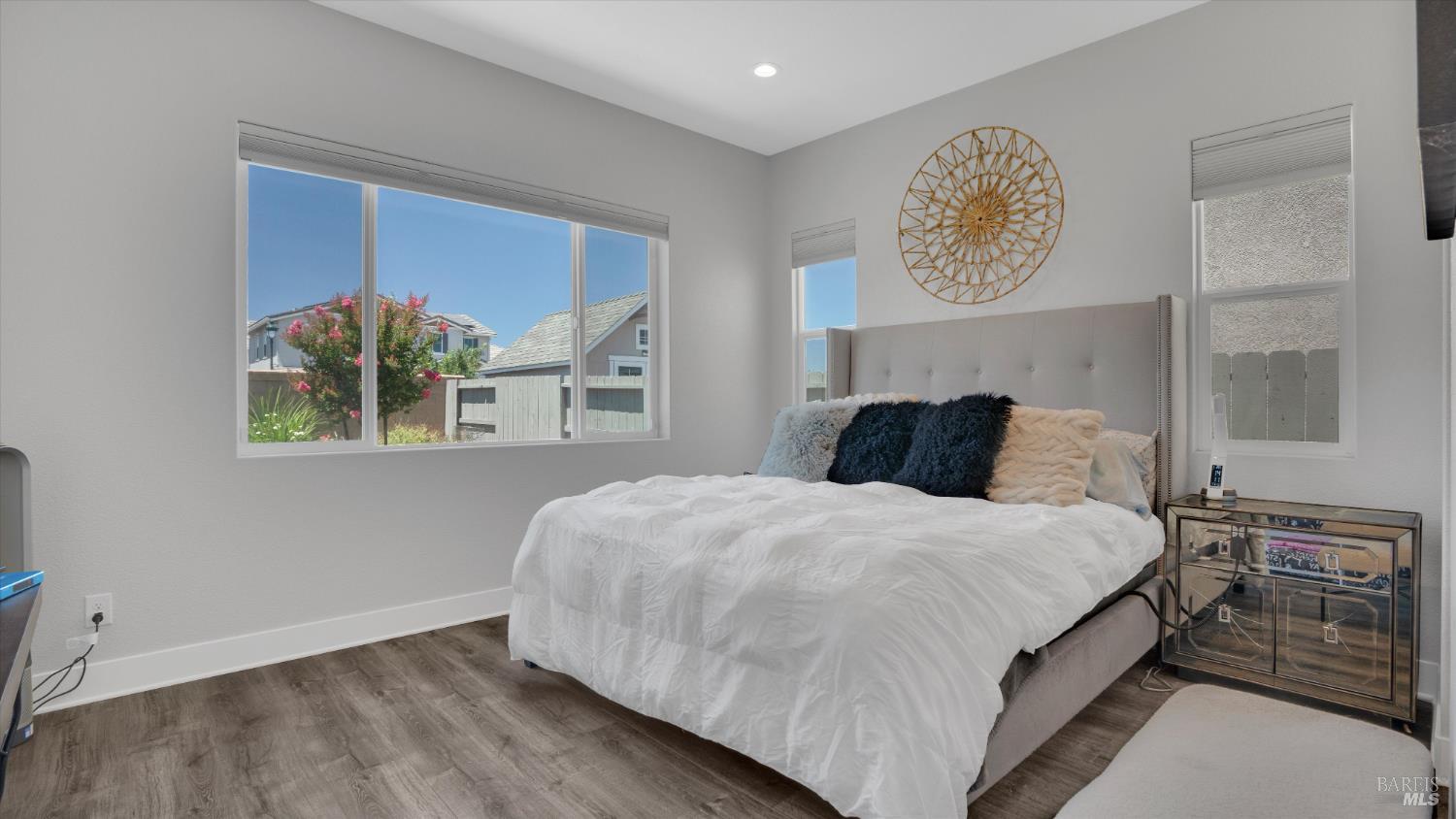 Detail Gallery Image 23 of 33 For 2018 Spirea Ct, Vacaville,  CA 95687 - 3 Beds | 2 Baths