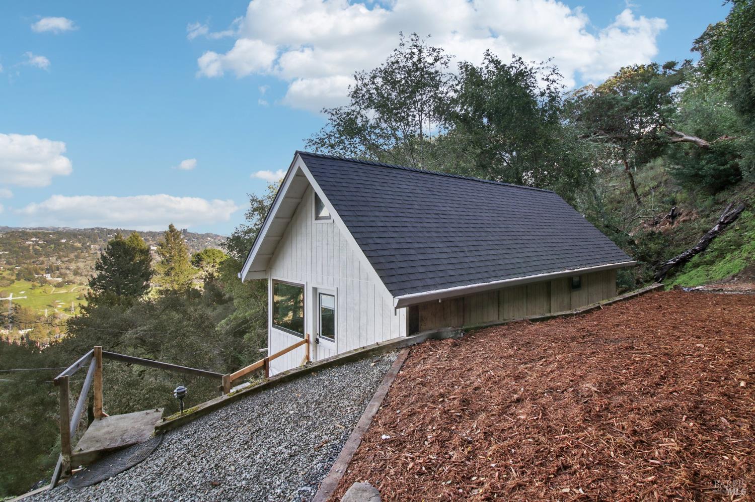 Detail Gallery Image 64 of 69 For 85 La Encinal Unkn, Orinda,  CA 94563 - 2 Beds | 1/1 Baths