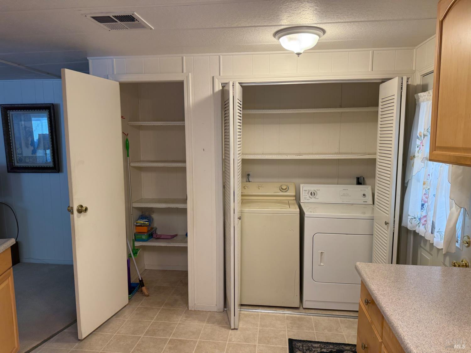 Detail Gallery Image 8 of 22 For 82 Charro Dr, Santa Rosa,  CA 95401 - 2 Beds | 2 Baths