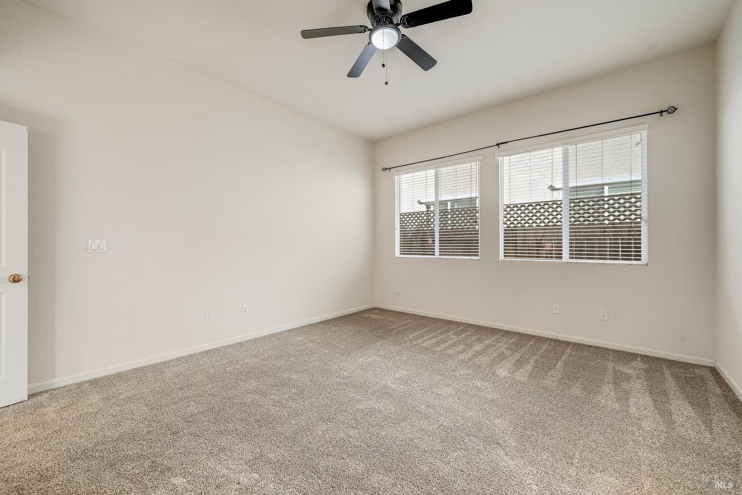 Detail Gallery Image 15 of 33 For 1651 Little Rock Cir, Suisun City,  CA 94585 - 3 Beds | 2 Baths