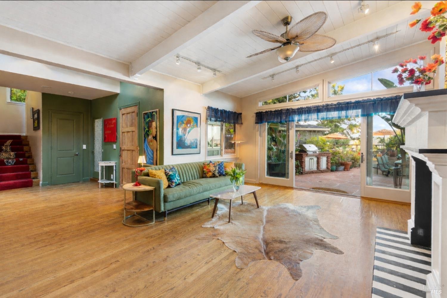 Detail Gallery Image 19 of 60 For 223 Evergreen Dr, Kentfield,  CA 94904 - 5 Beds | 4 Baths