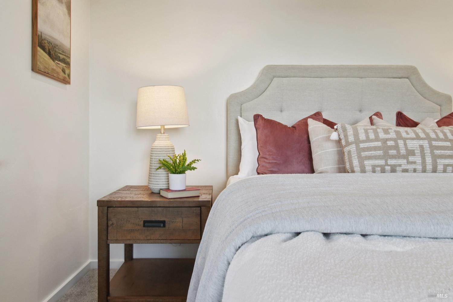 Detail Gallery Image 49 of 69 For 85 La Encinal Unkn, Orinda,  CA 94563 - 2 Beds | 1/1 Baths