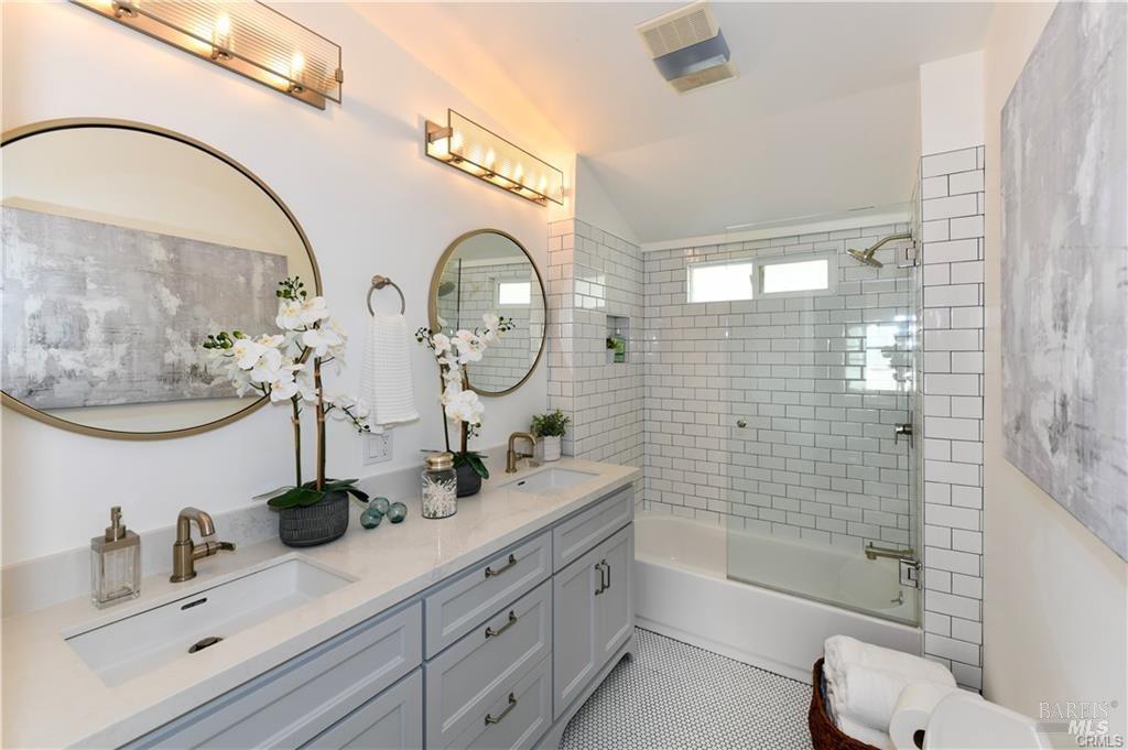 Detail Gallery Image 9 of 24 For 1445 Tainter St, Saint Helena,  CA 94574 - 3 Beds | 2 Baths