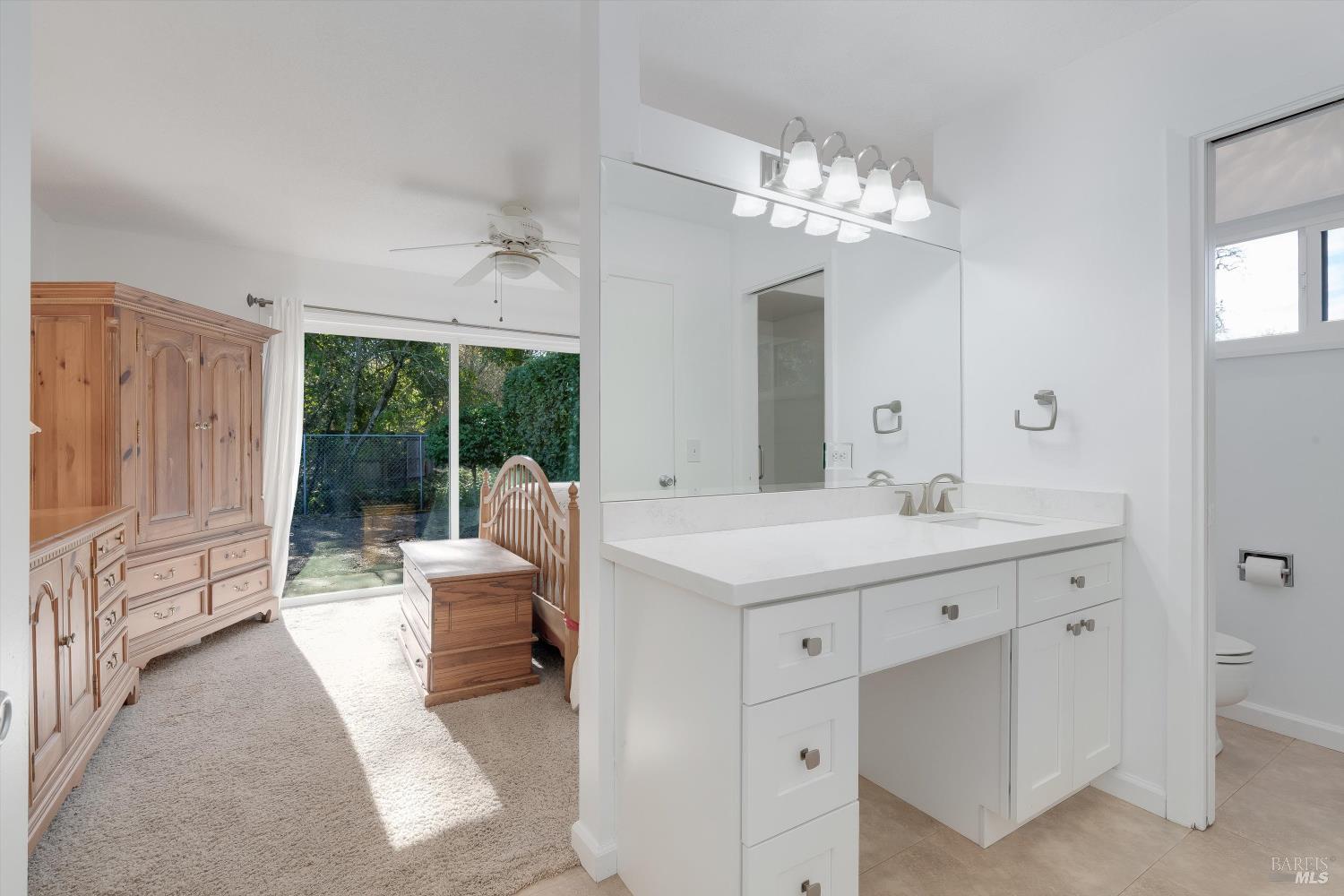 Detail Gallery Image 16 of 35 For 5330 Marit Dr, Santa Rosa,  CA 95409 - 3 Beds | 2/1 Baths