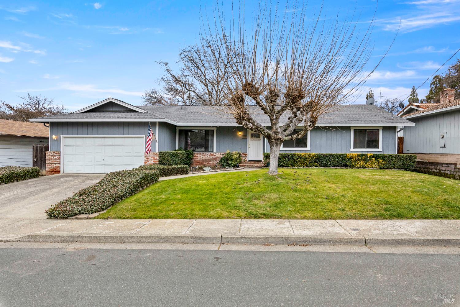 Front Image Thumbnail for BA326007445