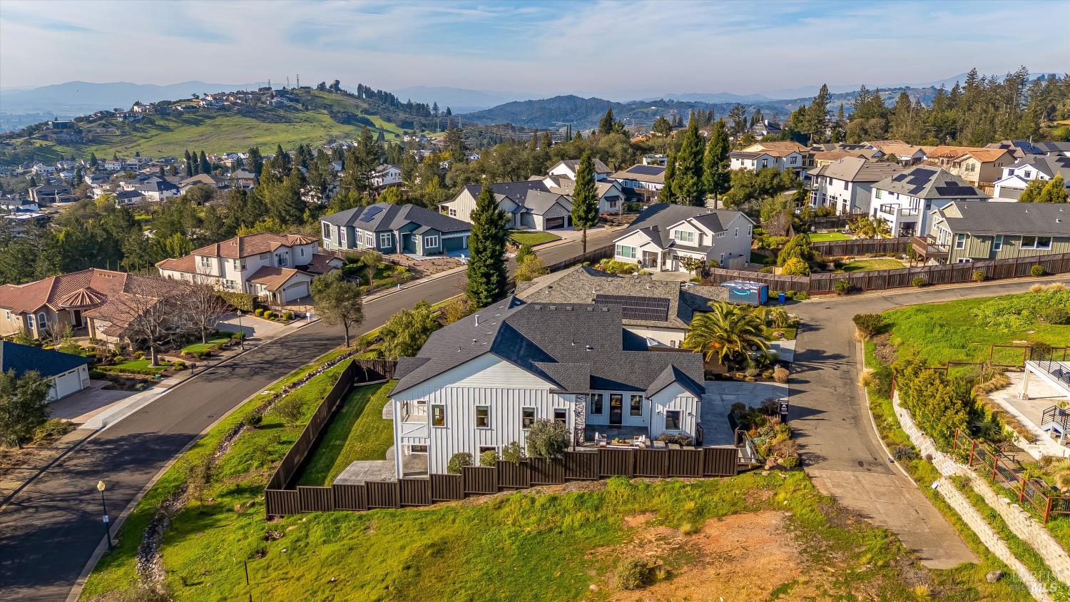 Detail Gallery Image 51 of 60 For 2116 Wedgewood Way, Santa Rosa,  CA 95404 - 4 Beds | 4 Baths