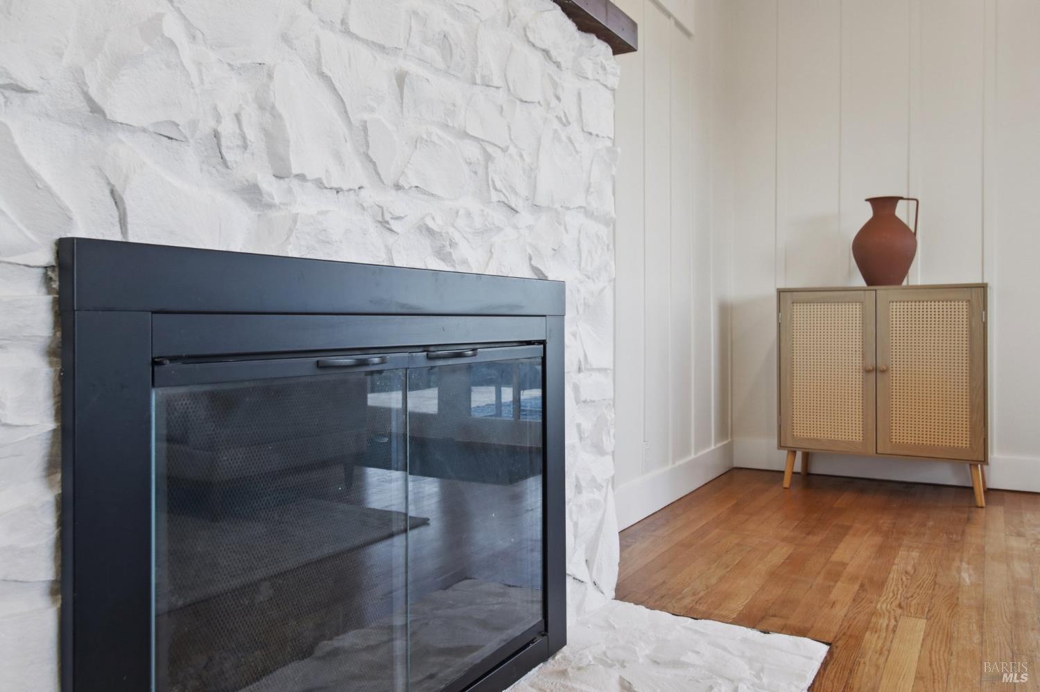 Detail Gallery Image 15 of 69 For 85 La Encinal Unkn, Orinda,  CA 94563 - 2 Beds | 1/1 Baths