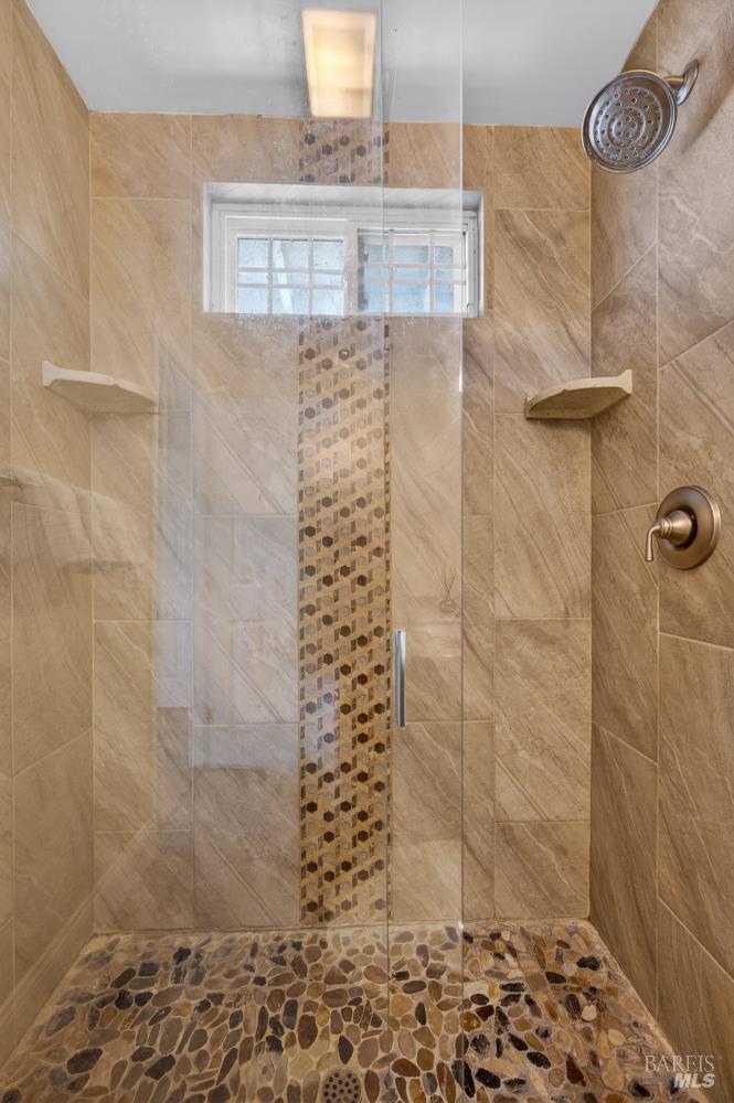 Detail Gallery Image 36 of 53 For 1355 W F St, Dixon,  CA 95620 - 4 Beds | 2/1 Baths