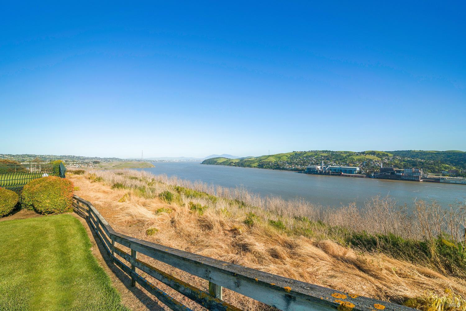 Detail Gallery Image 40 of 57 For 1201 Glen Cove Pkwy #1616,  Vallejo,  CA 94591 - 2 Beds | 2 Baths