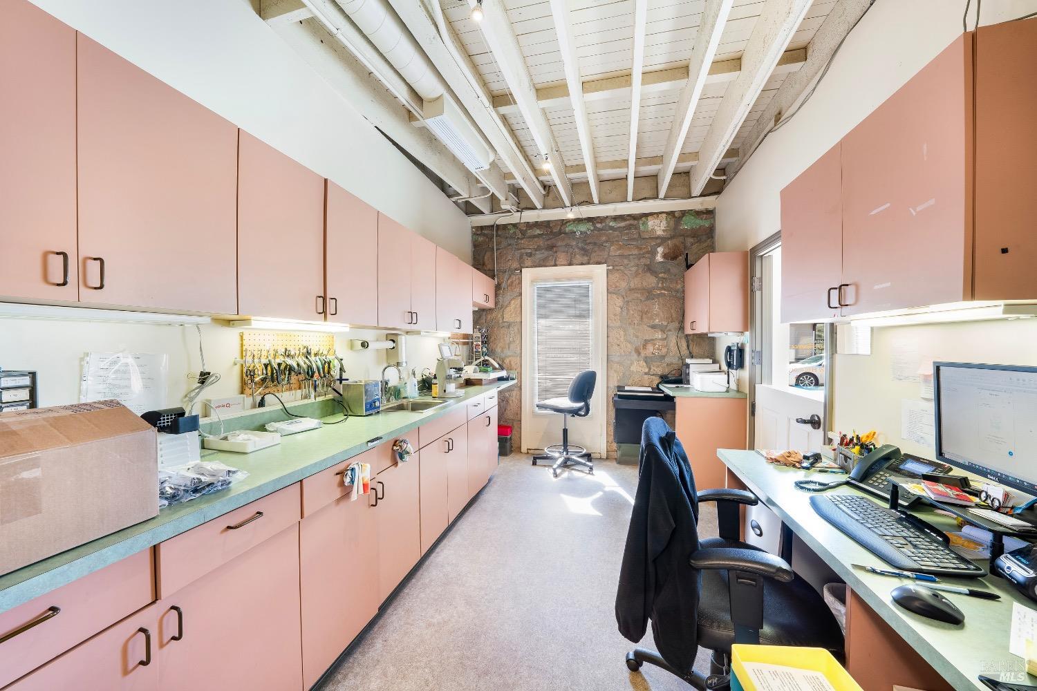 Detail Gallery Image 10 of 24 For 1104 Adams St, Saint Helena,  CA 94574 - – Beds | – Baths