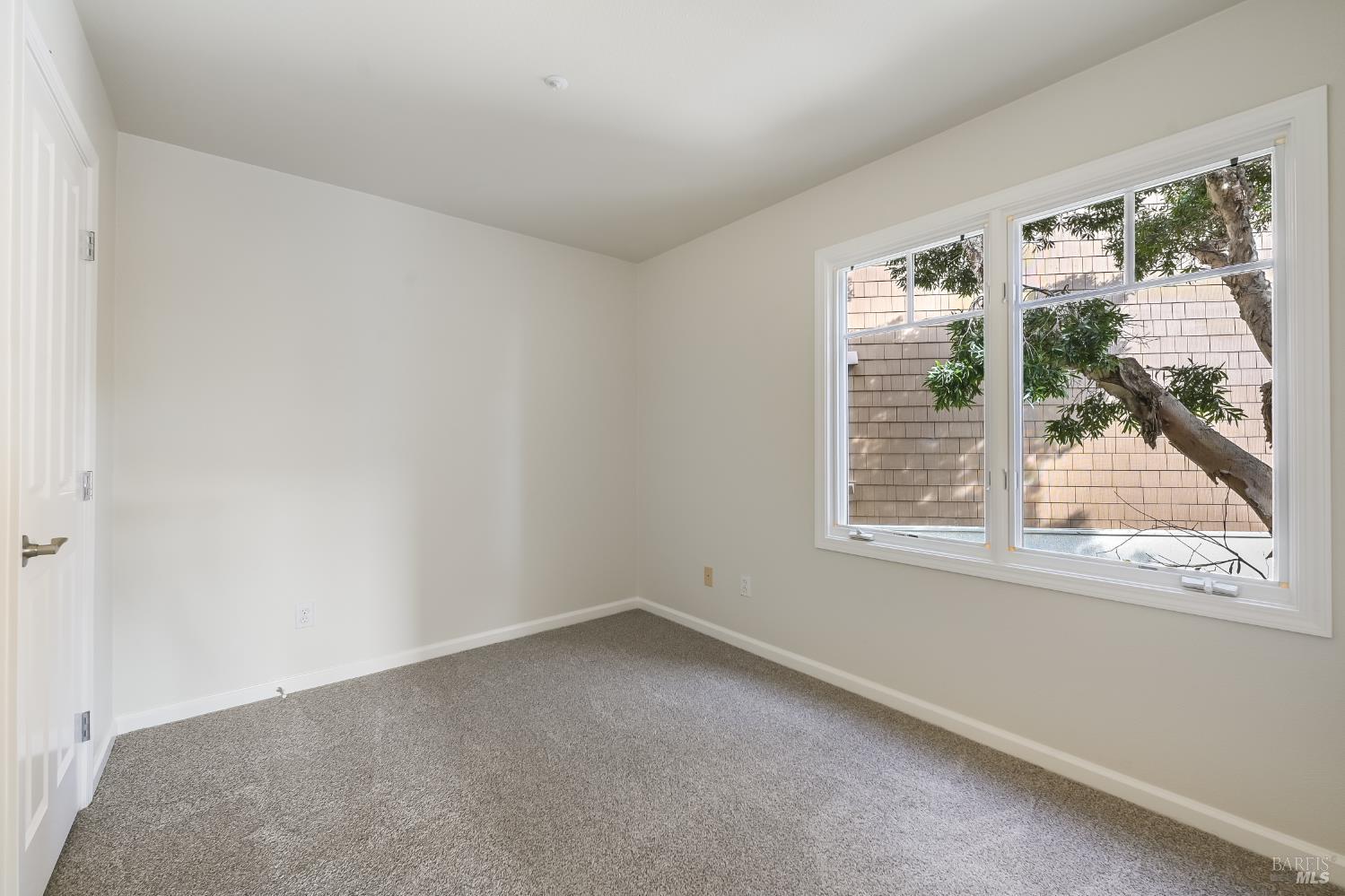 Detail Gallery Image 13 of 13 For 42 Neds Way, Belvedere Tiburon,  CA 94920 - 2 Beds | 1/1 Baths