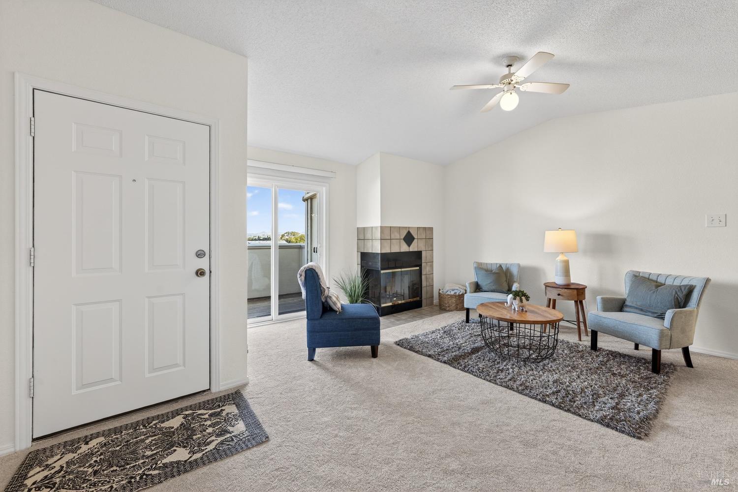Detail Gallery Image 5 of 57 For 1201 Glen Cove Pkwy #1616,  Vallejo,  CA 94591 - 2 Beds | 2 Baths