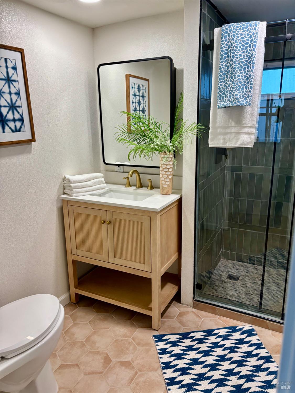 Detail Gallery Image 12 of 28 For 700 Shady Glen Rd 24, Vacaville,  CA 95688 - 2 Beds | 1 Baths