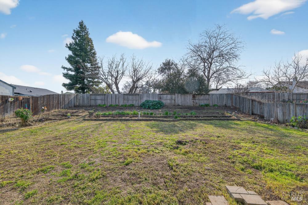 Detail Gallery Image 44 of 53 For 1355 W F St, Dixon,  CA 95620 - 4 Beds | 2/1 Baths