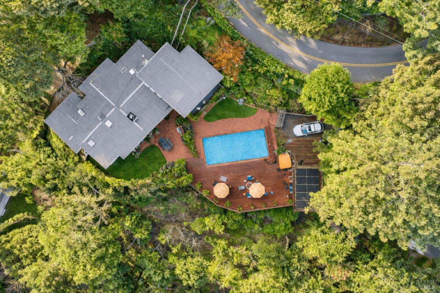 Detail Gallery Image 2 of 60 For 223 Evergreen Dr, Kentfield,  CA 94904 - 5 Beds | 4 Baths