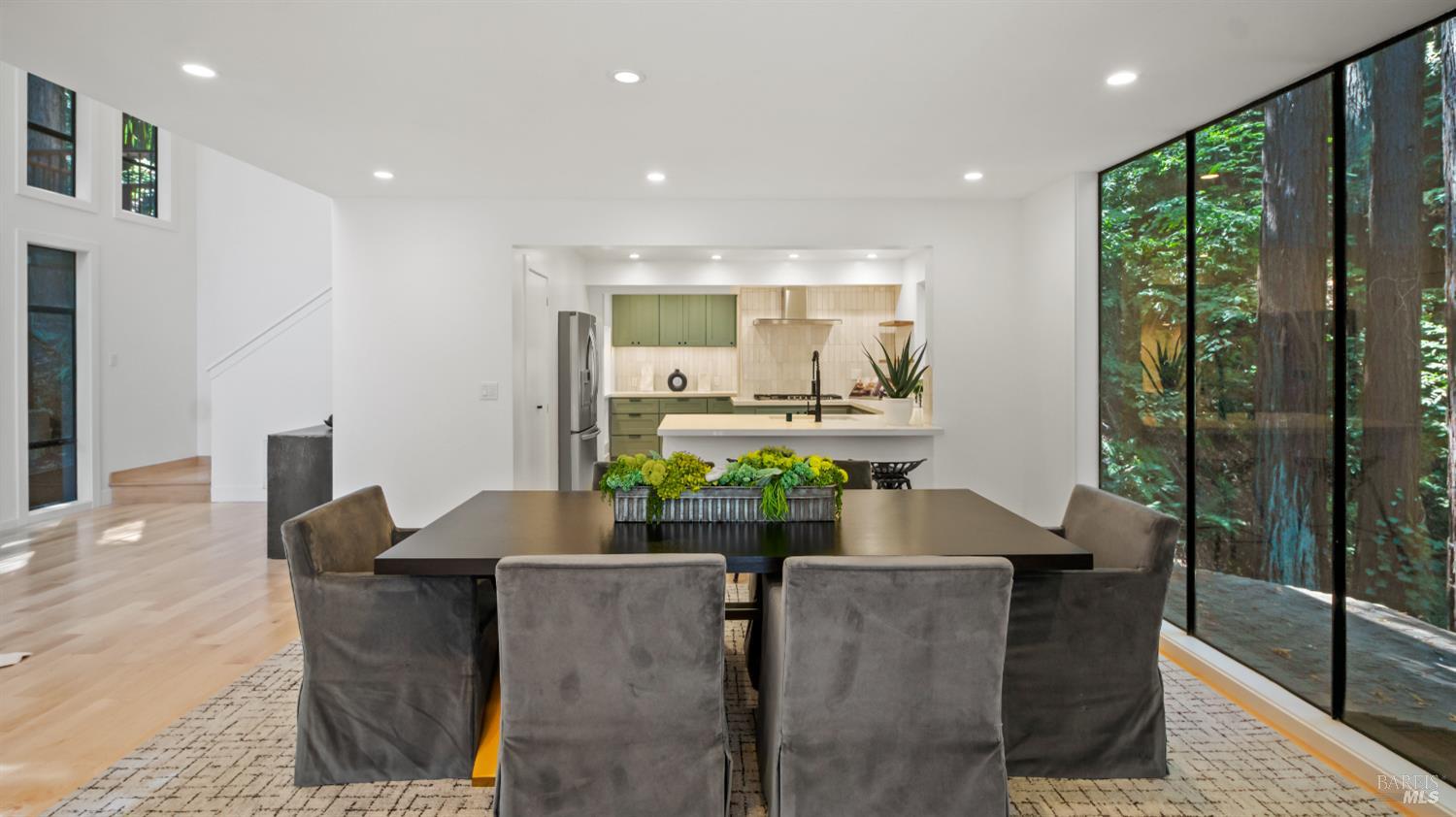 Detail Gallery Image 4 of 50 For 580 Ralston Ave, Mill Valley,  CA 94941 - 4 Beds | 3 Baths