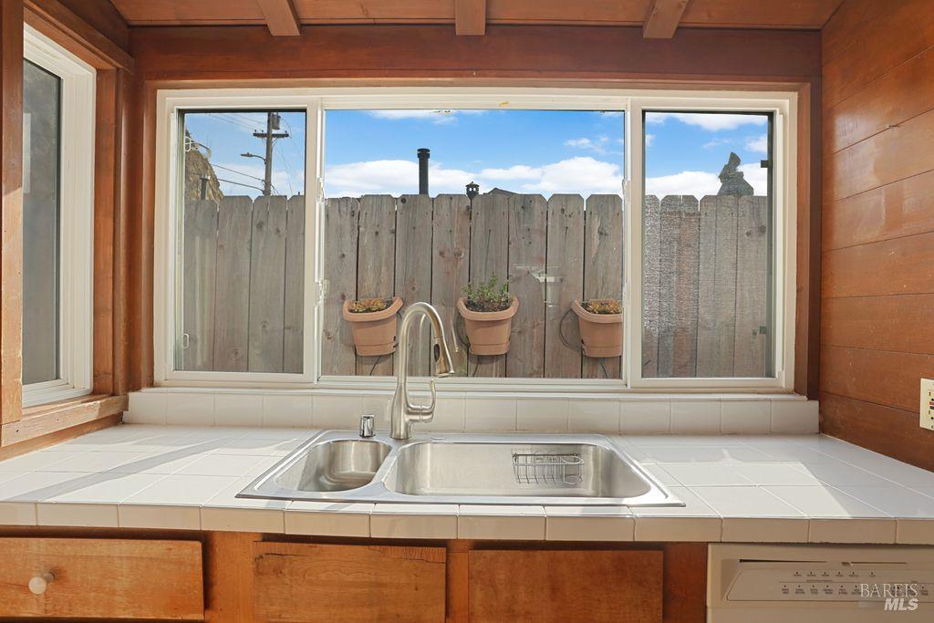 Detail Gallery Image 26 of 57 For 34 Sandy Beach Rd, Vallejo,  CA 94590 - 2 Beds | 2 Baths
