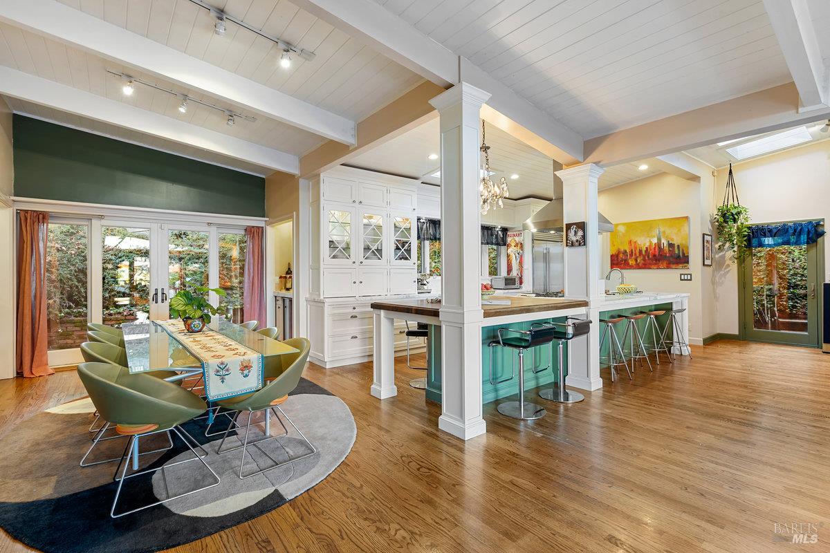 Detail Gallery Image 13 of 60 For 223 Evergreen Dr, Kentfield,  CA 94904 - 5 Beds | 4 Baths