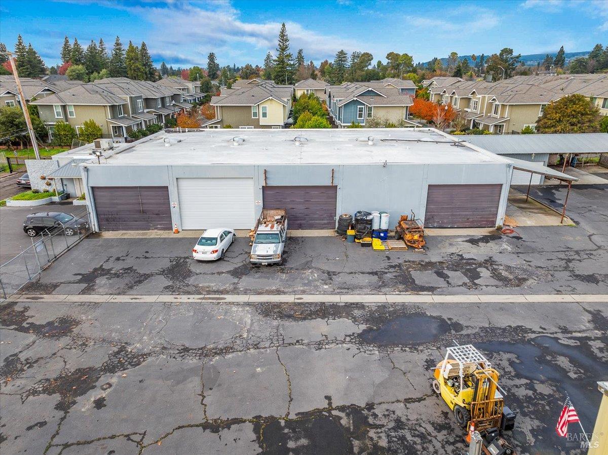 Detail Gallery Image 3 of 9 For 1599 Hampton Way, Santa Rosa,  CA 95407 - – Beds | – Baths