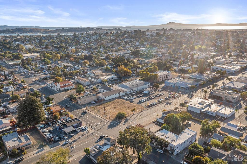 Detail Gallery Image 9 of 16 For 1131 Tennessee St, Vallejo,  CA 94590 - – Beds | – Baths