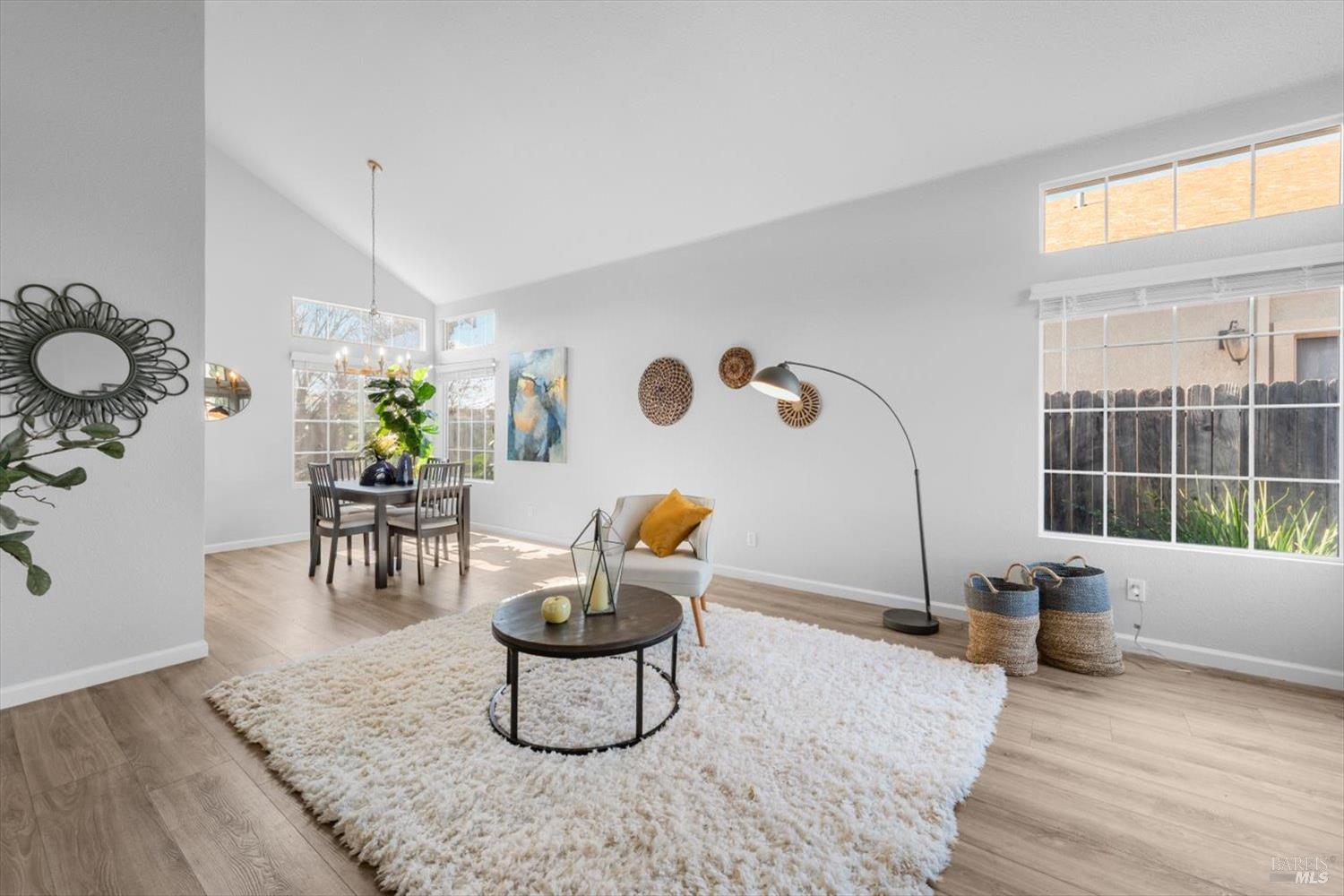 Detail Gallery Image 17 of 47 For 250 Somerville Dr, Vacaville,  CA 95687 - 4 Beds | 2/1 Baths