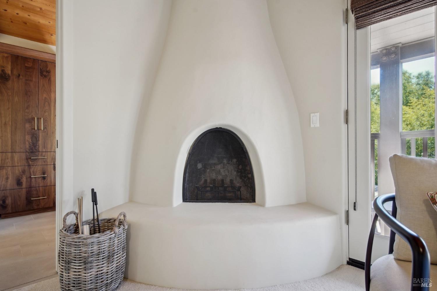 Detail Gallery Image 35 of 50 For 183 France St, Sonoma,  CA 95476 - 4 Beds | 3 Baths